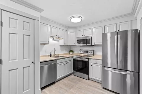 976 Plain St #55, Marshfield, MA 02050 photo 8
