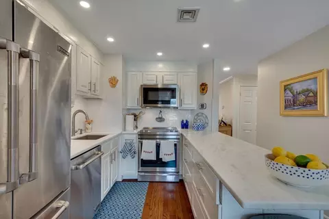9 Highland Ct #9, Needham, MA 02492 photo 9