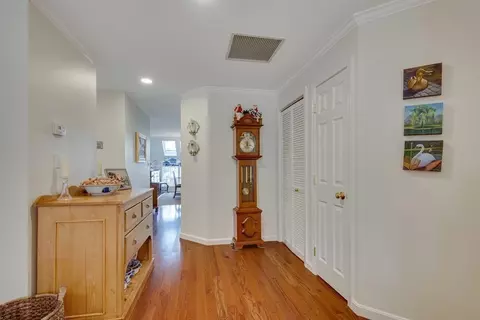 9 Highland Ct #9, Needham, MA 02492 photo 6