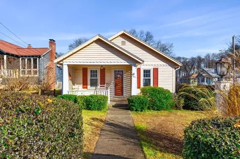 486 East St, Weymouth, MA 02189