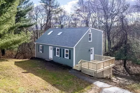 9 Hillside Rd, Cherry Valley, MA 01611