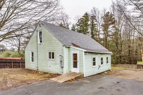 347 2 Country Club Rd # -1, Greenfield, MA 01301