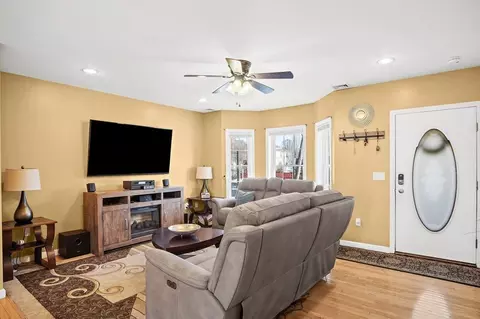 10 Alpine Rd #10, Everett, MA 02149 photo 3