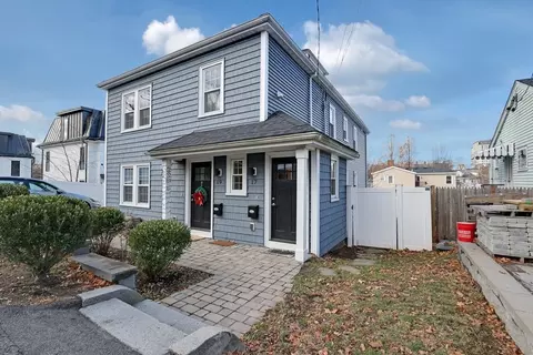 17-19 Taft St, Quincy, MA 02169