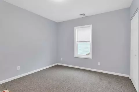 46 Harvard St, Chicopee, MA 01020 photo 14