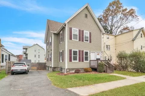 46 Harvard St, Chicopee, MA 01020 photo 3