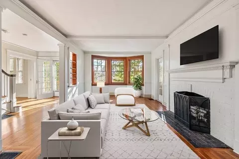 128 Bradford St, Needham, MA 02492 photo 2