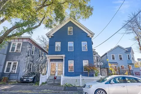 24-26 265 Callender St, Cambridge, MA 02139