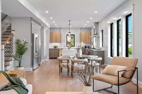 55 Colella Rd #2, Newton, MA 02459
