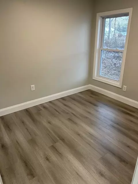 73 Martin St, Buzzards Bay, MA 02532 photo 9