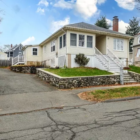 36 Wadsworth St, Danvers, MA 01923
