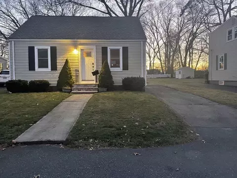 45 Kimball Rd, Dedham, MA 02026