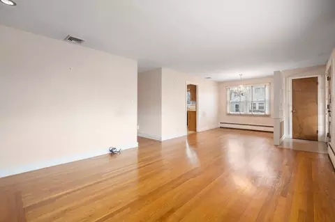 25 Margin St, Peabody, MA 01960 photo 12