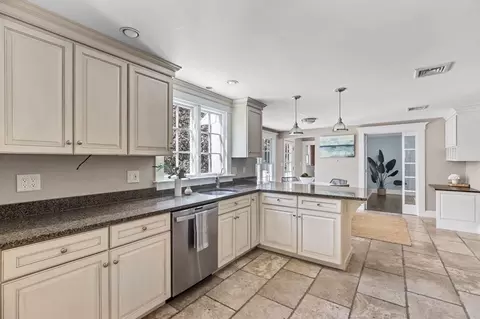 38 Turkey Hill Ln, Hingham, MA 02043 photo 8