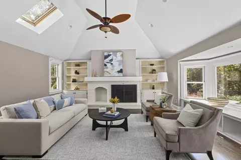 38 Turkey Hill Ln, Hingham, MA 02043 photo 4
