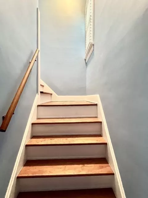 238 Edendale St, Springfield, MA 01104 photo 24
