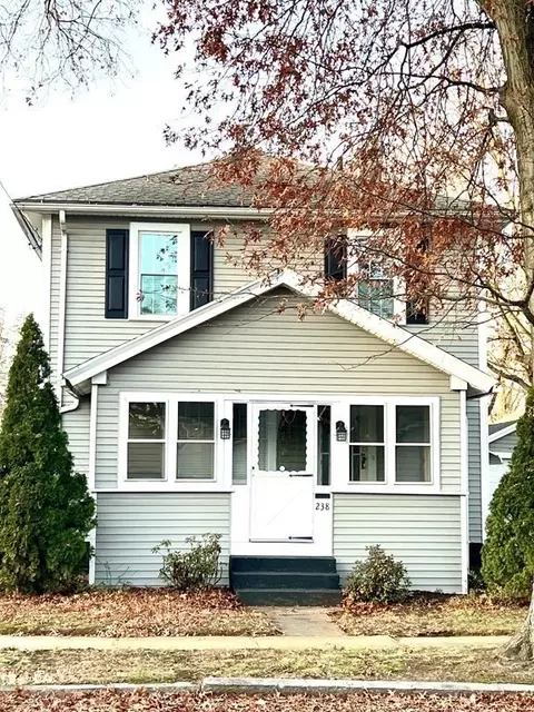 238 Edendale St, Springfield, MA 01104 photo 2