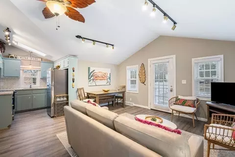 2 Short St, Wareham, MA 02558 photo 8