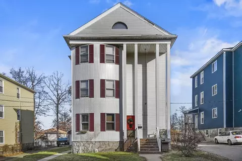 23 King Philip Rd, Worcester, MA 01606