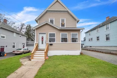 3 Weston St, Wilbraham, MA 01095