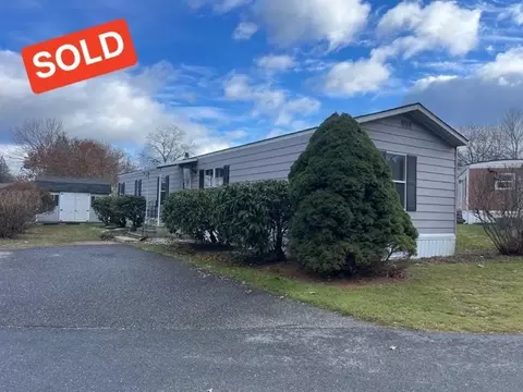 239 Ayer Rd #49, Littleton, MA 01460