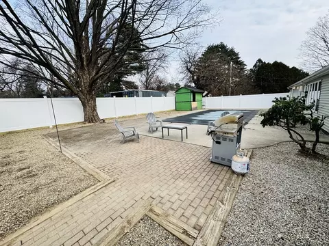 10 Robert Rd, Framingham, MA 01702 photo 19
