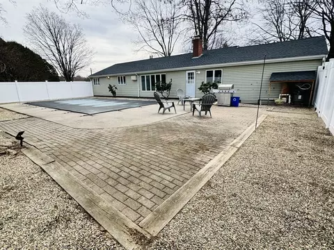 10 Robert Rd, Framingham, MA 01702 photo 20