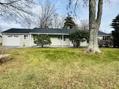 10 Robert Rd, Framingham, MA 01702 photo 2