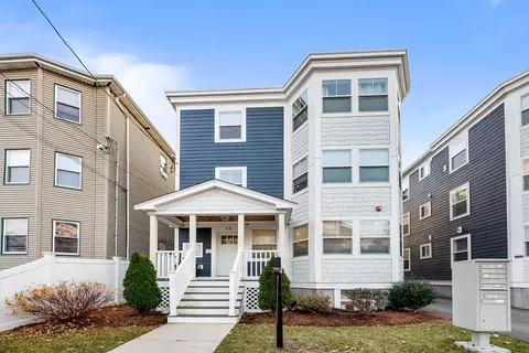 13 Ruthven St #1, Boston, MA 02121