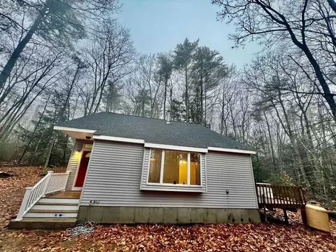 237 4th St, Rindge, NH 03461