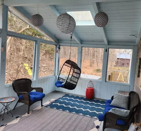 18 Montague Rd, Leverett, MA 01054