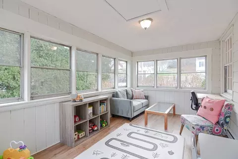 18 Elmwood Ave, Natick, MA 01760 photo 13