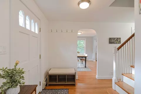 18 Elmwood Ave, Natick, MA 01760 photo 4