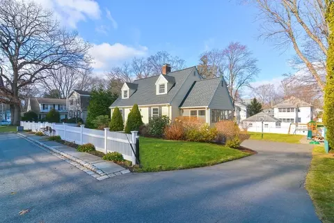 18 Elmwood Ave, Natick, MA 01760 photo 3