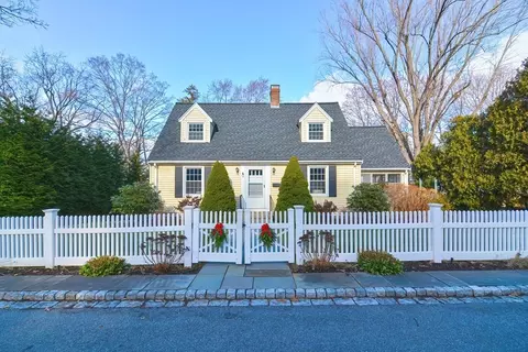 18 Elmwood Ave, Natick, MA 01760 photo 2