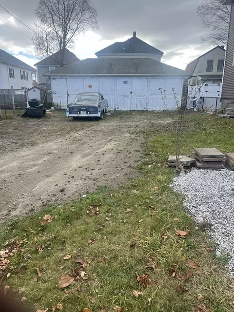 113 Irvington St, New Bedford, MA 02745