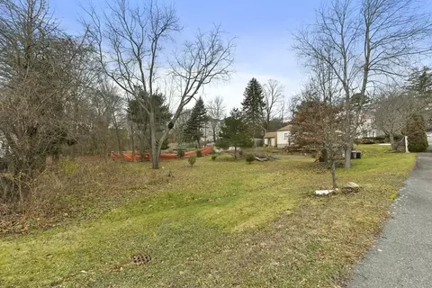 7 Wilson Ave, Dedham, MA 02026 photo 23