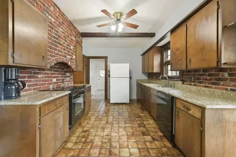 7 Wilson Ave, Dedham, MA 02026 photo 13
