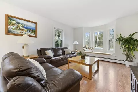 7 Wilson Ave, Dedham, MA 02026 photo 2