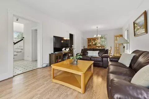 7 Wilson Ave, Dedham, MA 02026 photo 11