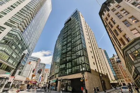 580 Washington St #208, Boston, MA 02111