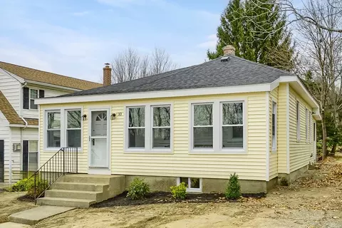 10 Primrose St, Worcester, MA 01604 photo 3