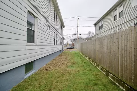 64 Kendall St, Chicopee, MA 01020 photo 5