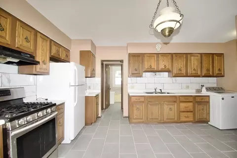 64 Kendall St, Chicopee, MA 01020 photo 21