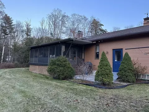 160 Osborne, Ware, MA 01082 photo 2