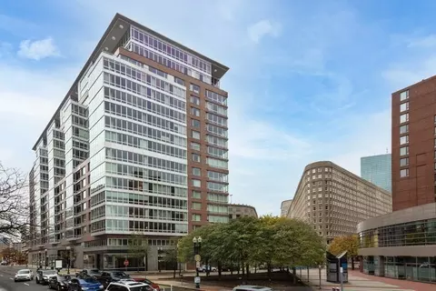 1 Charles #6C, Boston, MA 02116