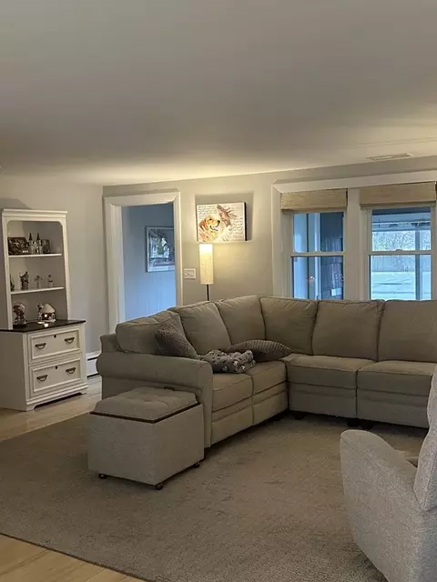 48 River St, Danvers, MA 01923 photo 9