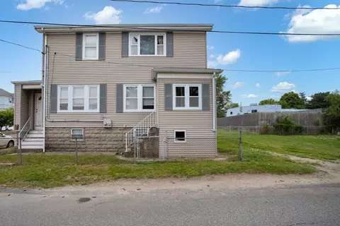 326 Brayton Ave, Fall River, MA 02721