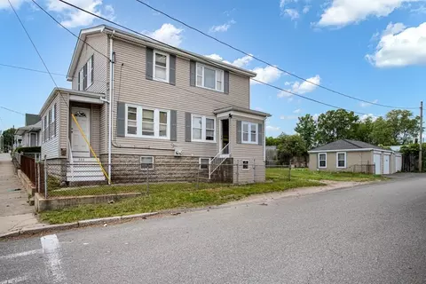 326 Brayton Ave, Fall River, MA 02721 photo 3
