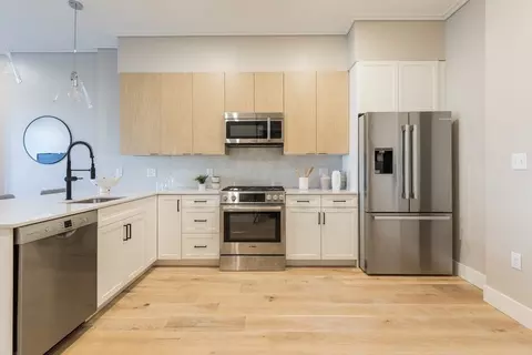 70 Leo Birmingham Pkwy #504, Boston, MA 02135